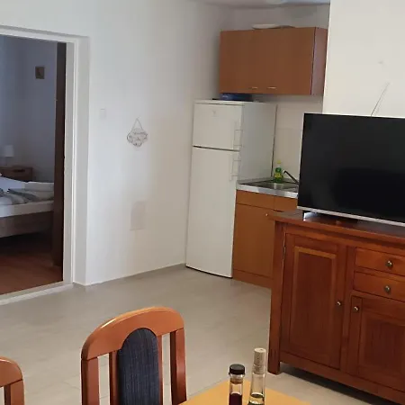 别墅 Maslina 科马尔纳