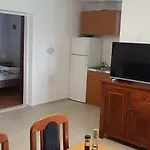 Βίλα Maslina Komarna